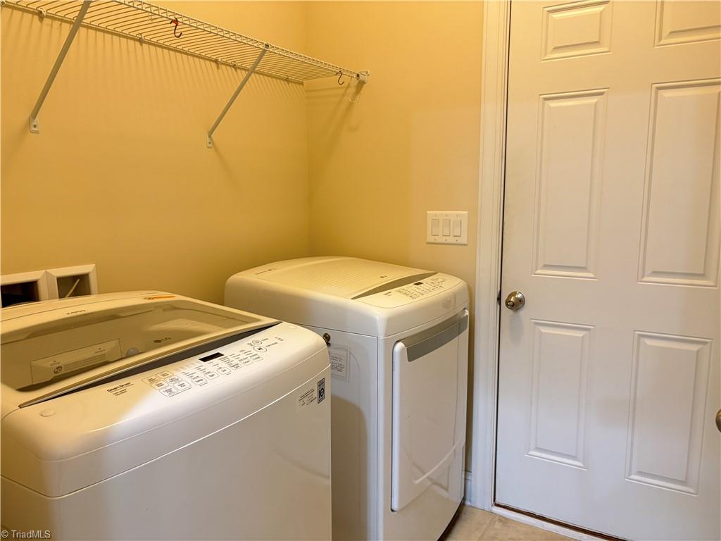 204 Friedberg Village Drive Property Photo 7