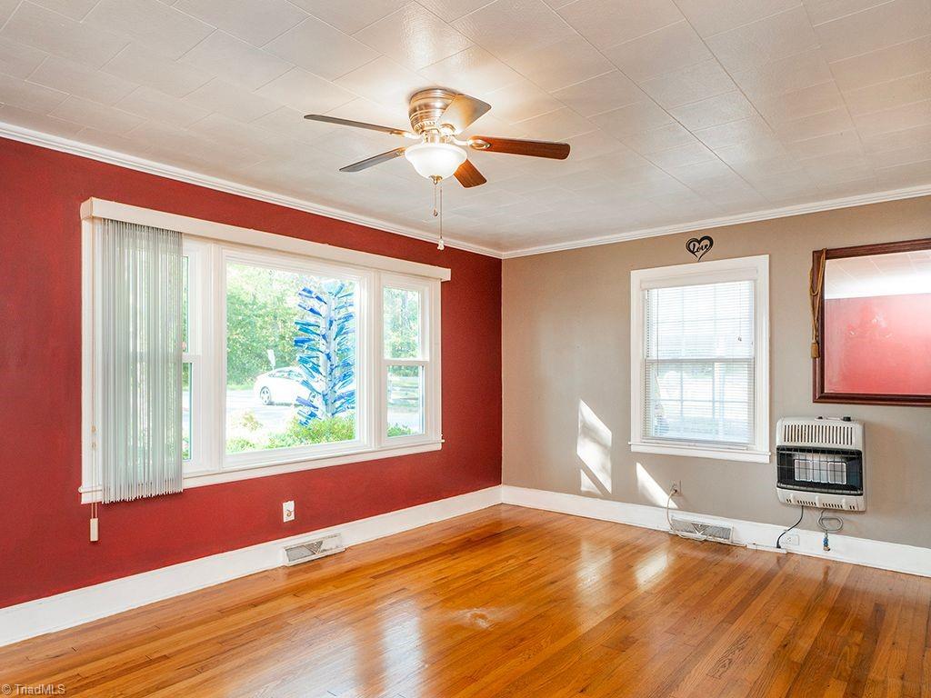 5339 Groometown Road Property Photo 5
