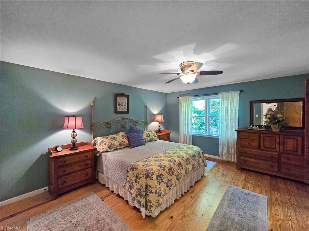 13641 Traphill Road Property Photo 9