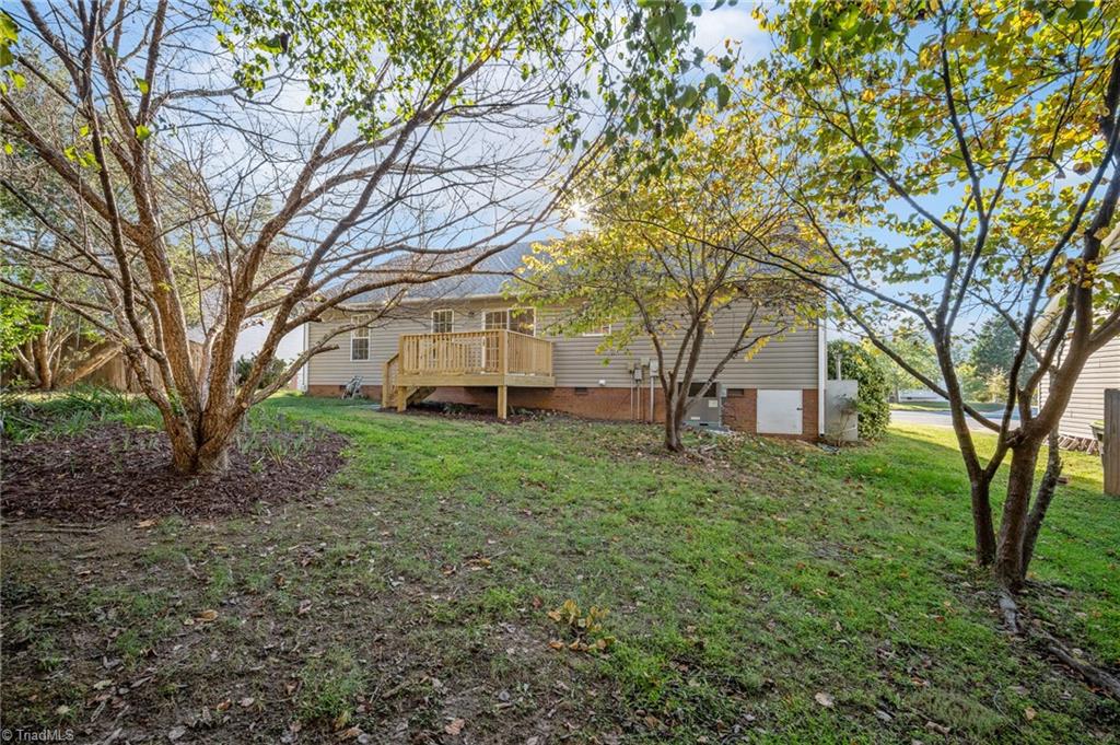 125 Cloverfield Court Property Photo 18
