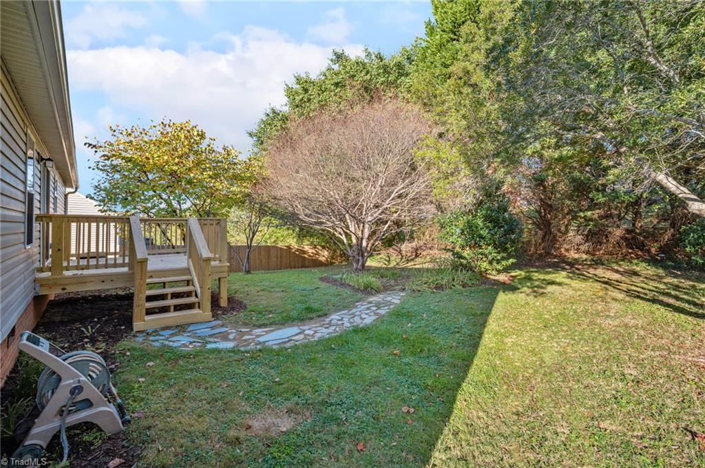 125 Cloverfield Court Property Photo 20