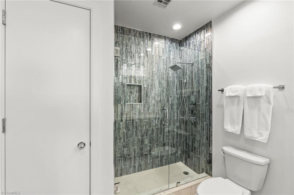 317 W High Avenue # 15a Property Photo 36