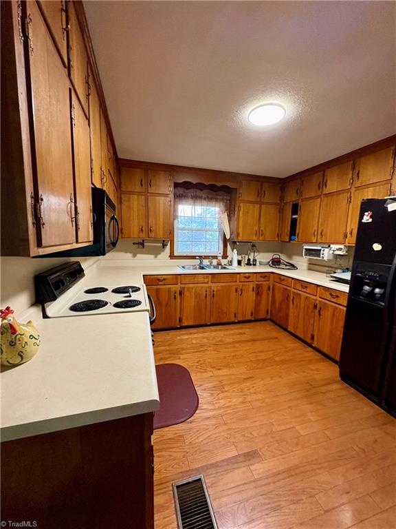 973 Burton Road Property Photo 6