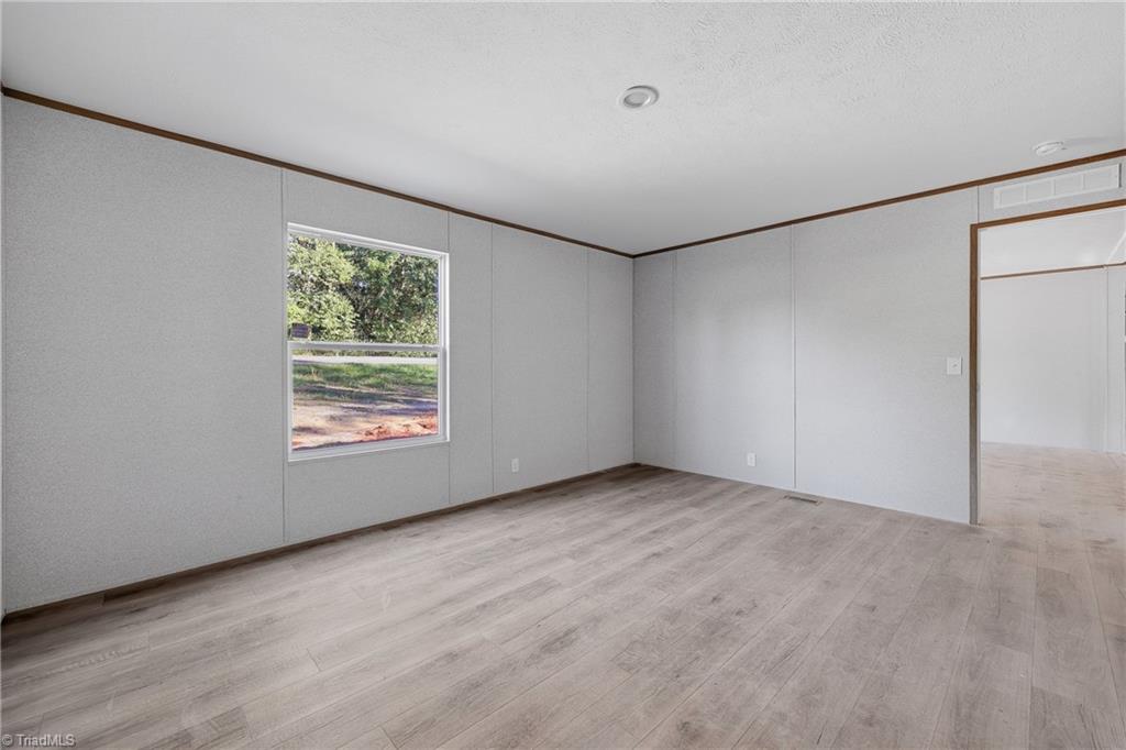 2485 Piney Road Property Photo 15
