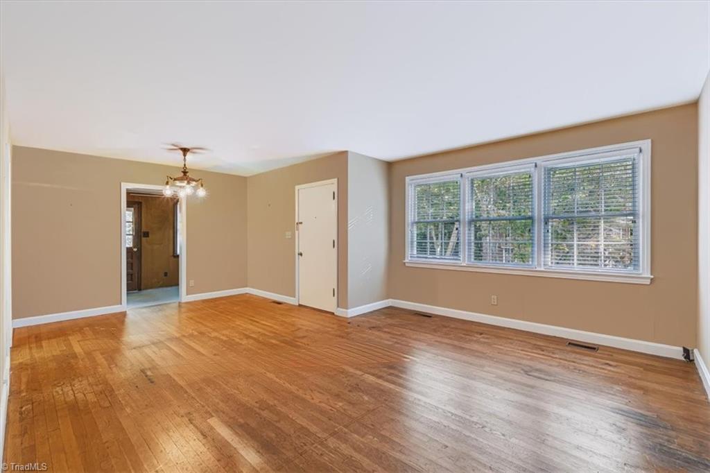 3405 Canterbury Street Property Photo 5