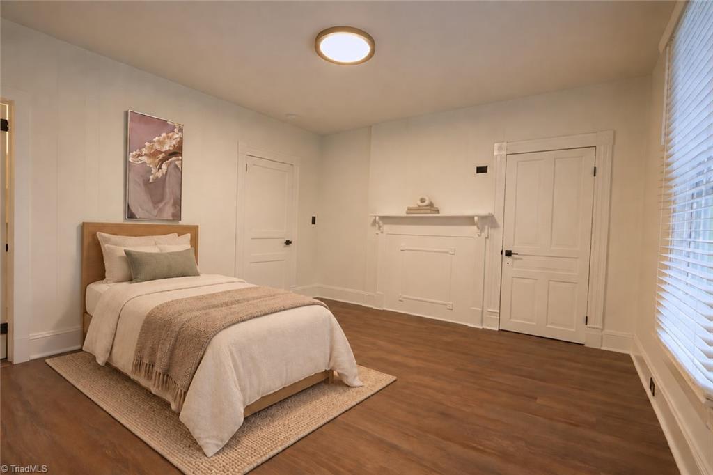 621 Lindsey Street Property Photo 20