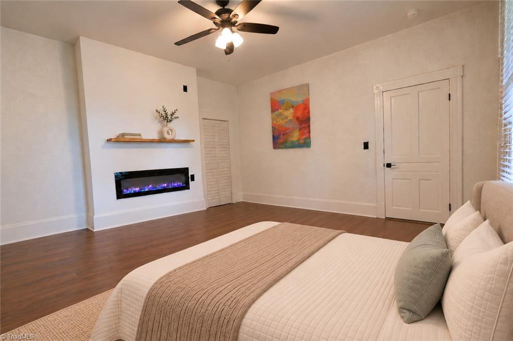 621 Lindsey Street Property Photo 21