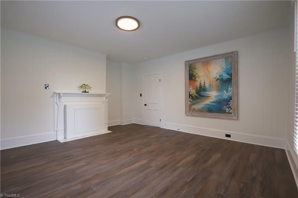 621 Lindsey Street Property Photo 33