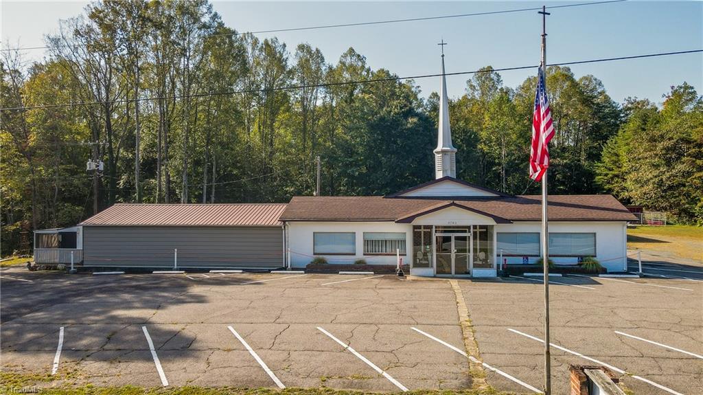 8782 Nc Highway 14 Property Photo 3