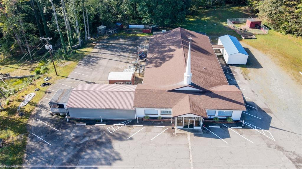 8782 Nc Highway 14 Property Photo 4