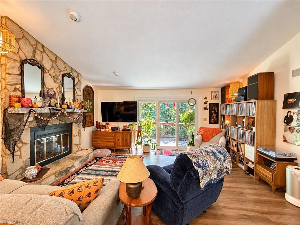 10 Cedar Creek Property Photo 23