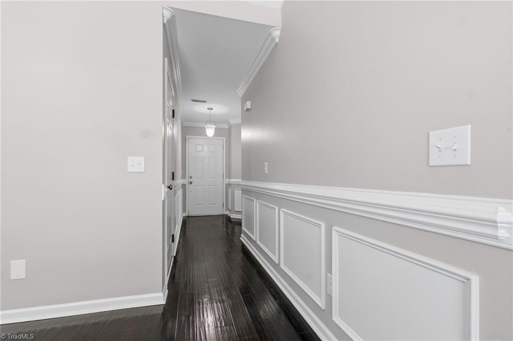 2579 Mid Salem Drive Property Photo 5