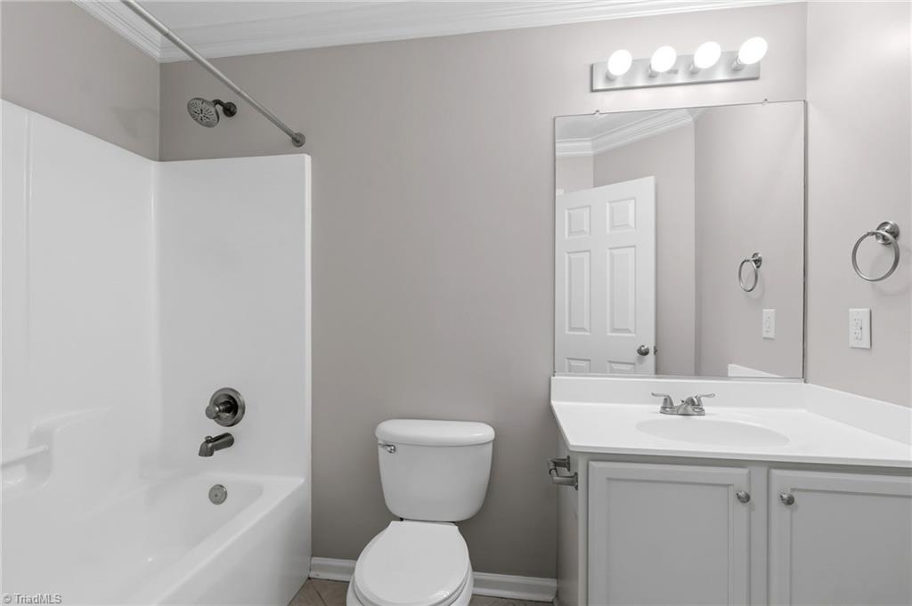 2579 Mid Salem Drive Property Photo 8