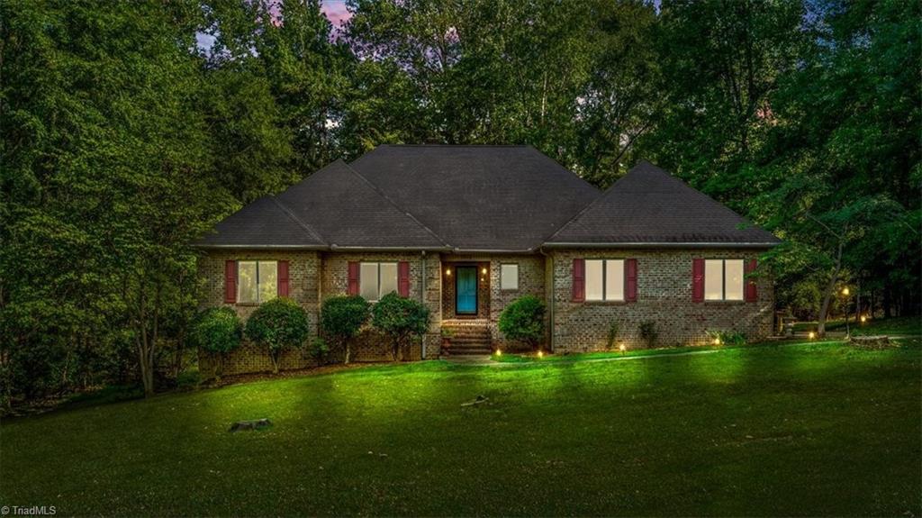 3544 Wood Village Drive Property Photo 1