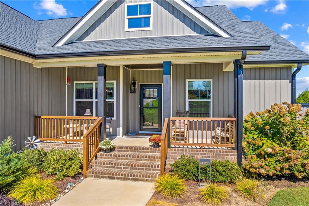 124 Tranquility Lane Property Photo 2