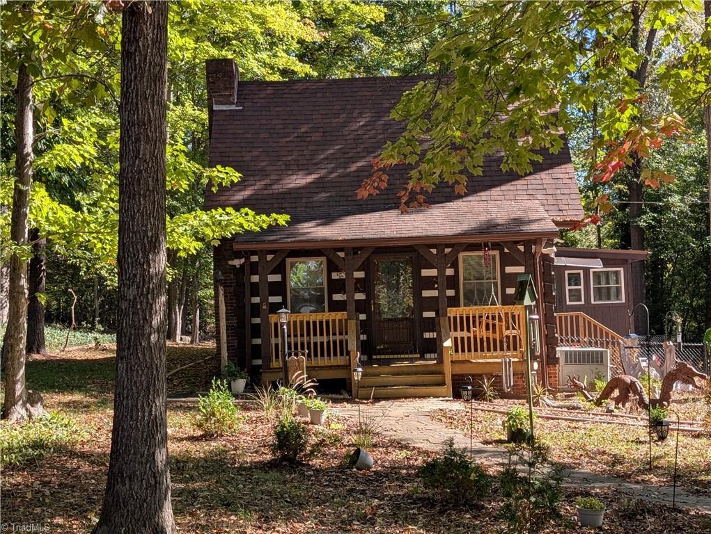 924 Carter Street Property Photo 1