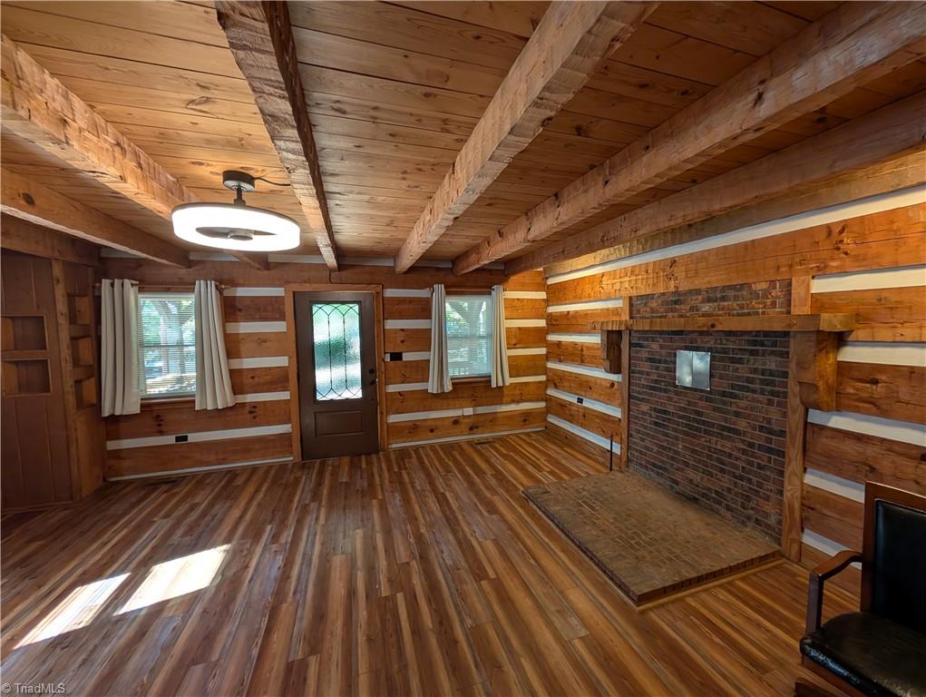 924 Carter Street Property Photo 12