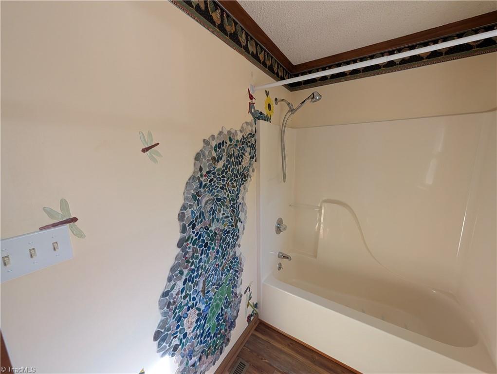 924 Carter Street Property Photo 19