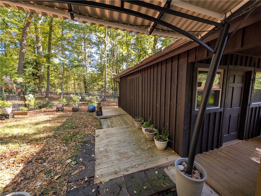 924 Carter Street Property Photo 31