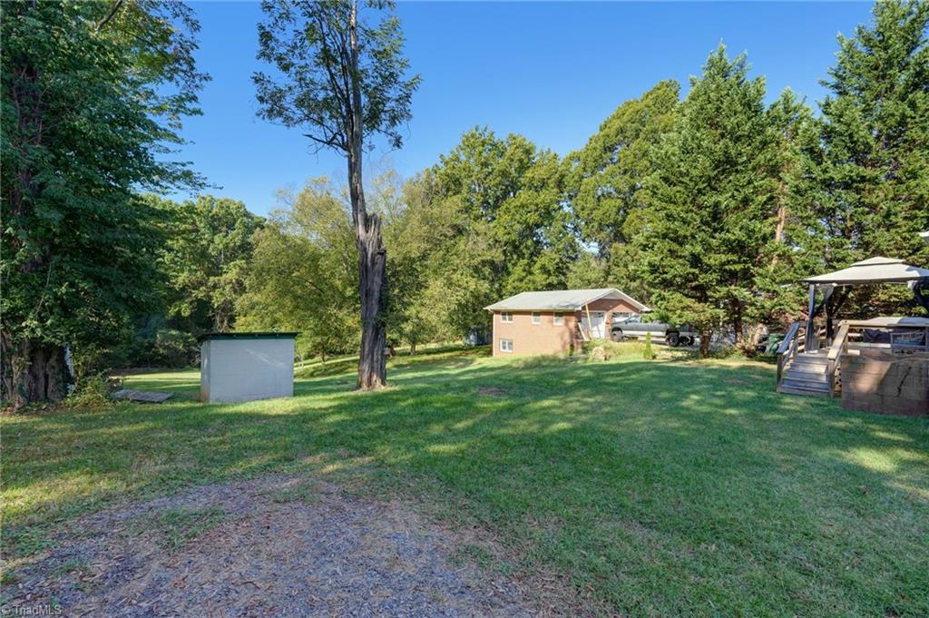 598 Nc Highway 65 Property Photo 34