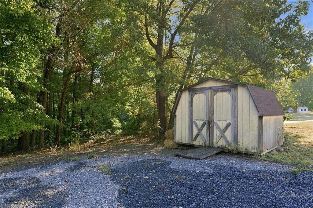 8304 Branson Road Property Photo 32