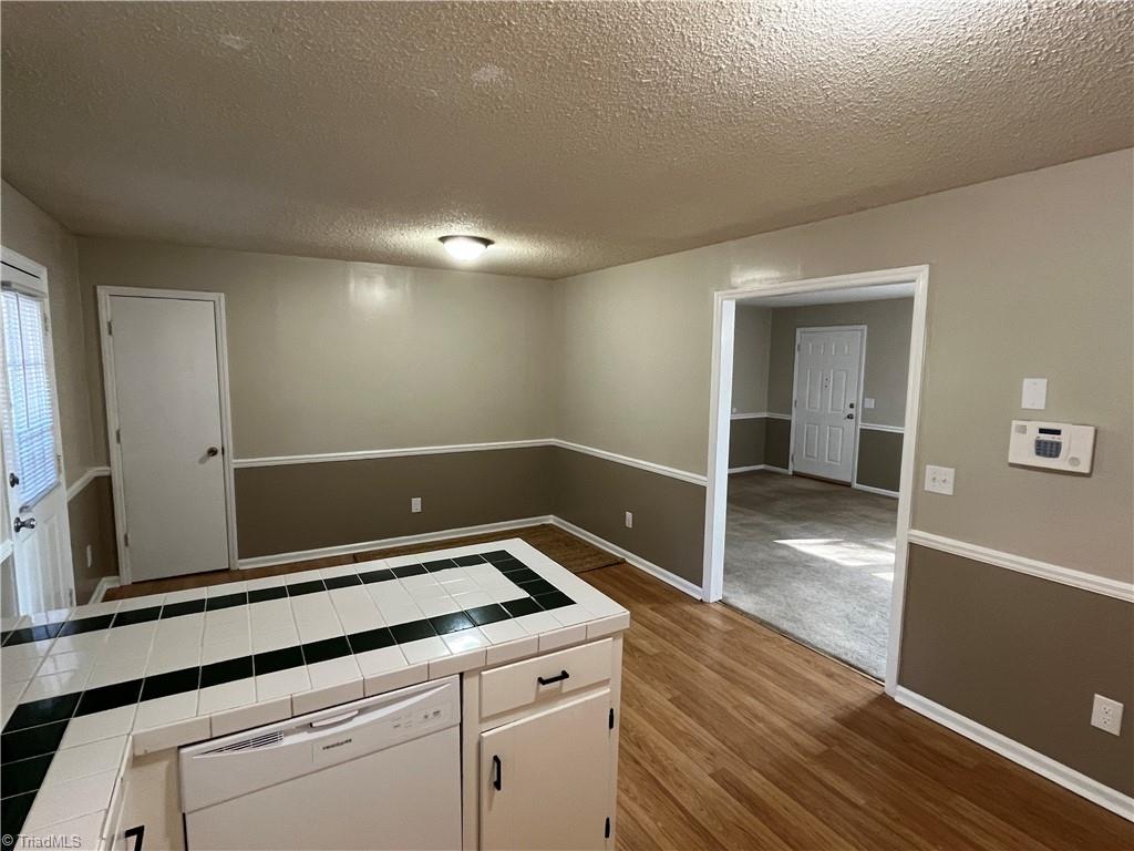 6101 Herinhut Road Property Photo 14