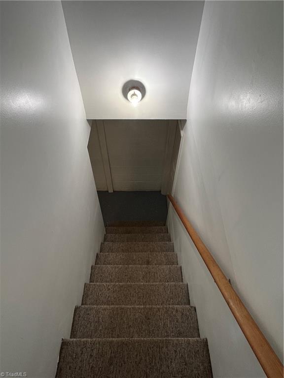 6101 Herinhut Road Property Photo 25