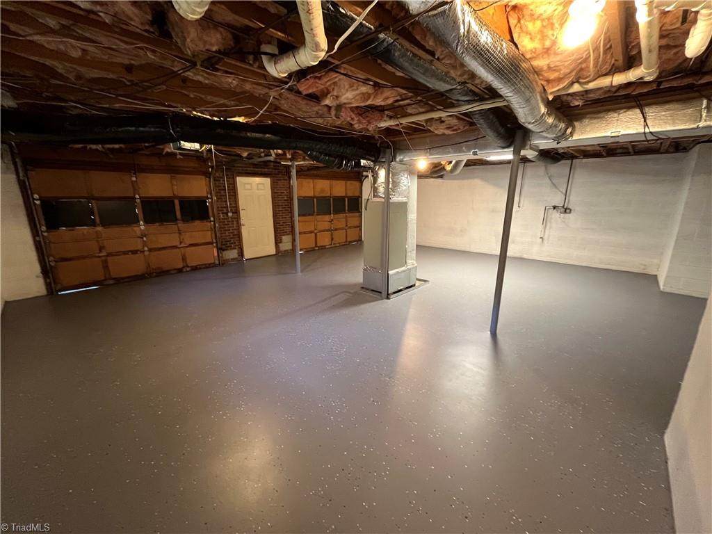 6101 Herinhut Road Property Photo 29