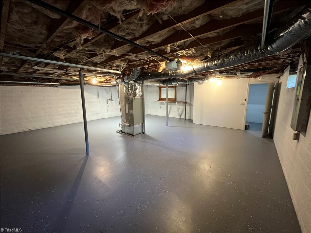 6101 Herinhut Road Property Photo 30
