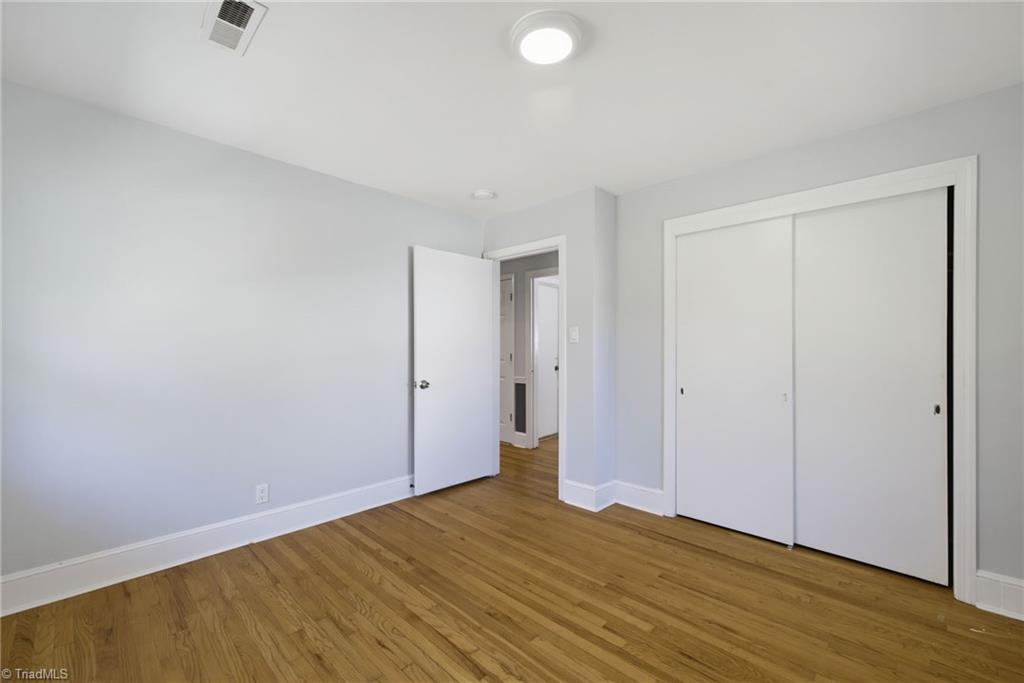 337 E Rhyne Avenue Property Photo 16