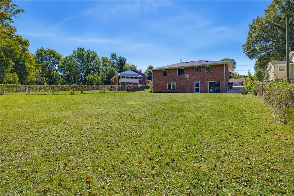 337 E Rhyne Avenue Property Photo 30
