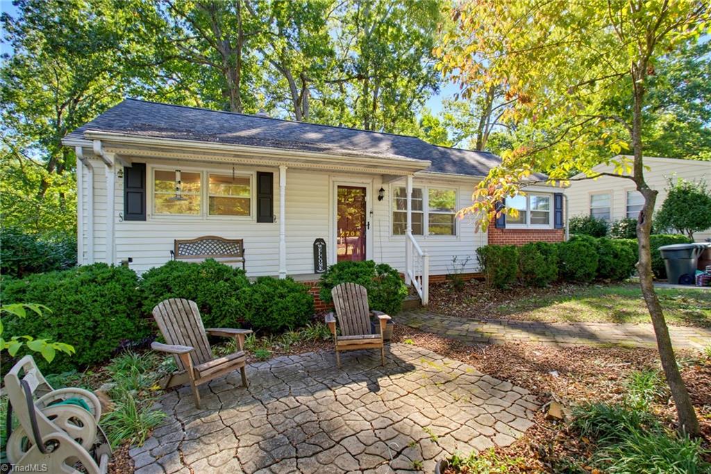 2708 Rockwood Road Property Photo 1