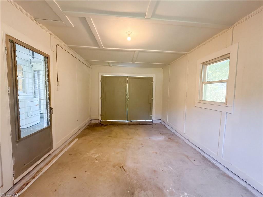 3511 Helmstetler Road Property Photo 16