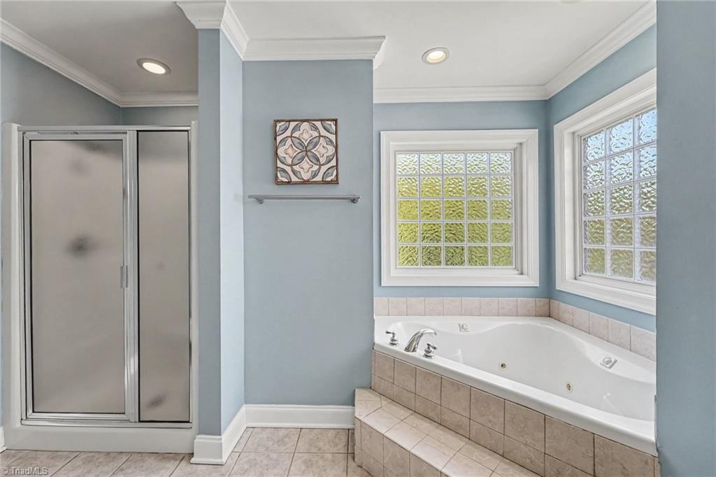 6570 Lake Dale Way Property Photo 30