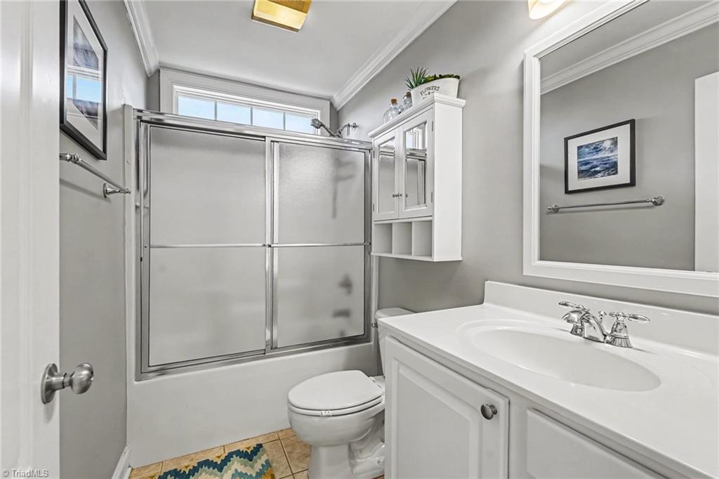 6570 Lake Dale Way Property Photo 36