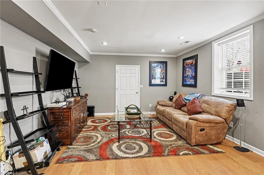 6570 Lake Dale Way Property Photo 43