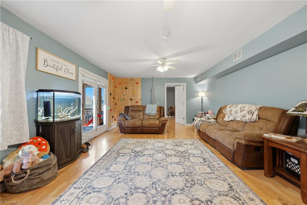 524 Mark Lane Property Photo 19
