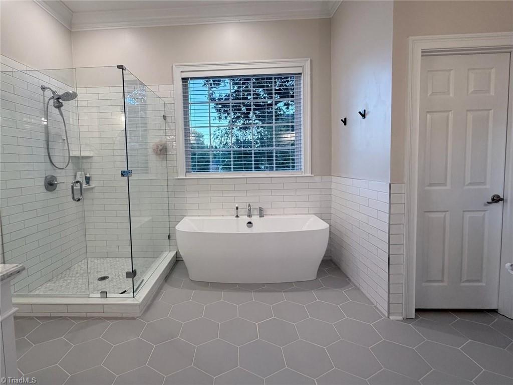 6102 Morganshire Drive Property Photo 15
