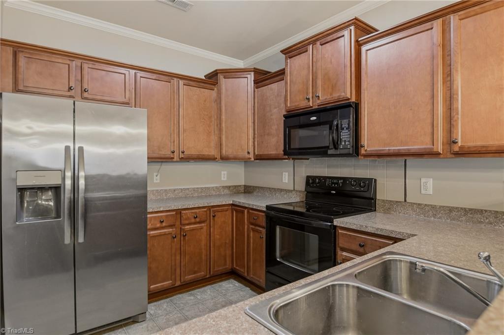3462 Limestone Court Property Photo 5