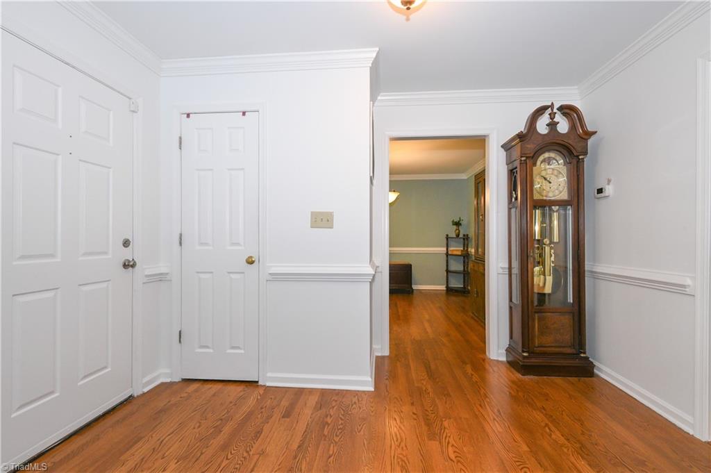 5015 Windermere Drive Property Photo 7