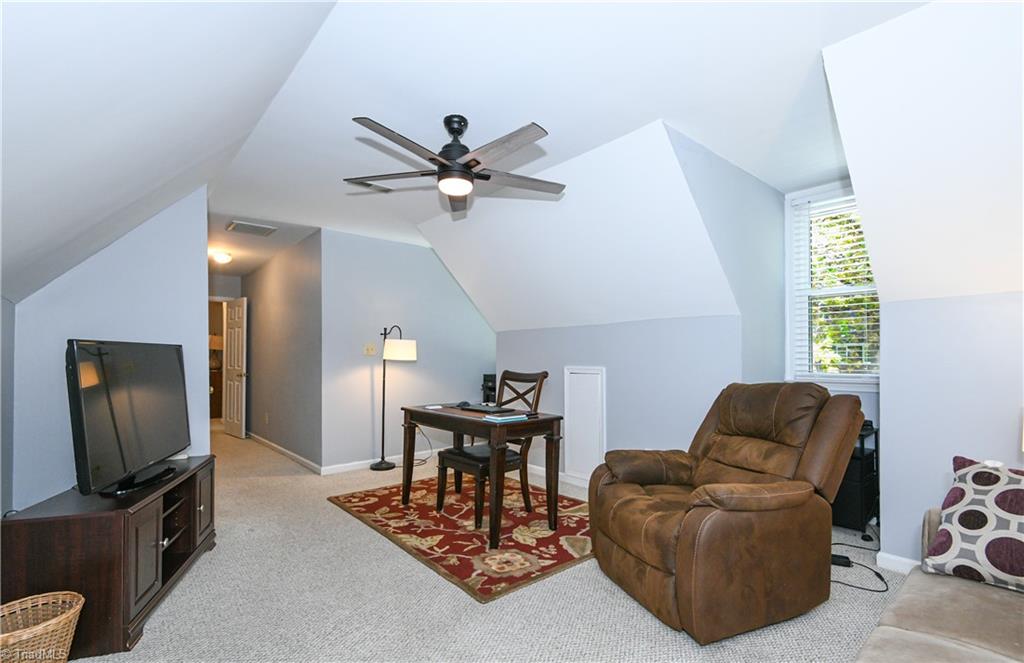 5015 Windermere Drive Property Photo 35
