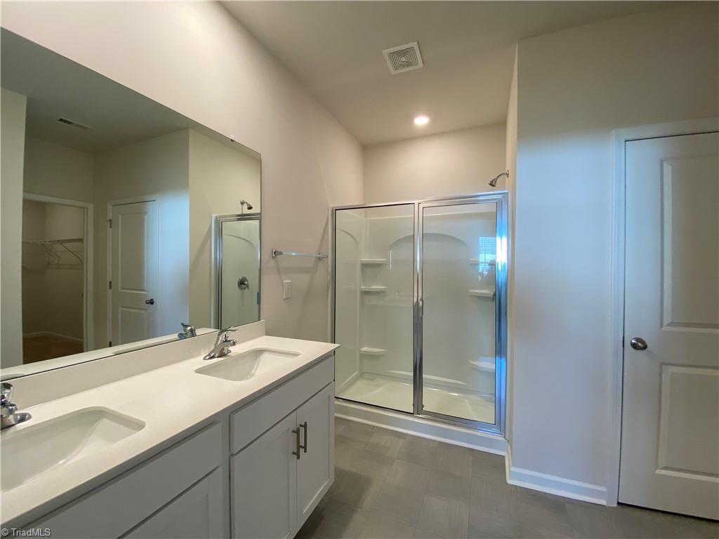 392 Rhett Avenue Property Photo 11