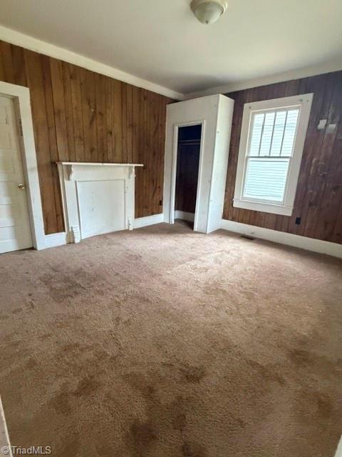 412 Fife Street Property Photo 3
