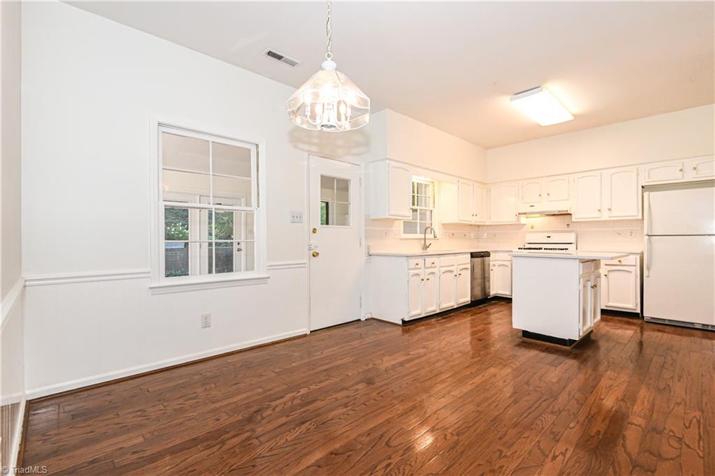 1 Fountain Manor Drive # F Property Photo 15