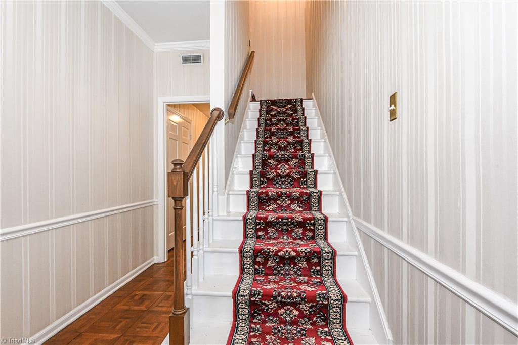 1 Fountain Manor Drive # F Property Photo 26