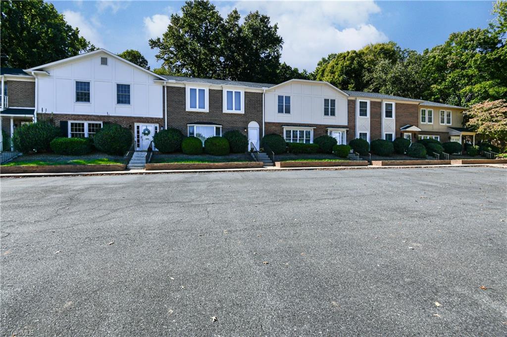 1 Fountain Manor Drive # F Property Photo 42