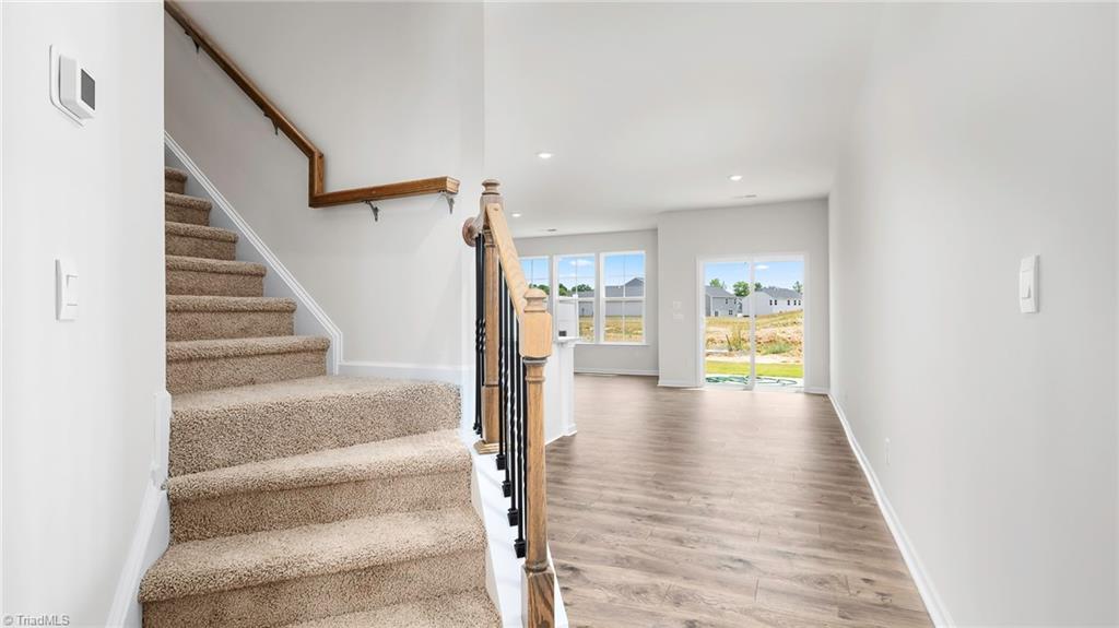506 Kinneries Drive Property Photo 2