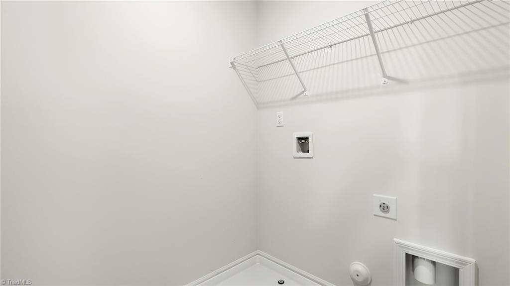 506 Kinneries Drive Property Photo 11
