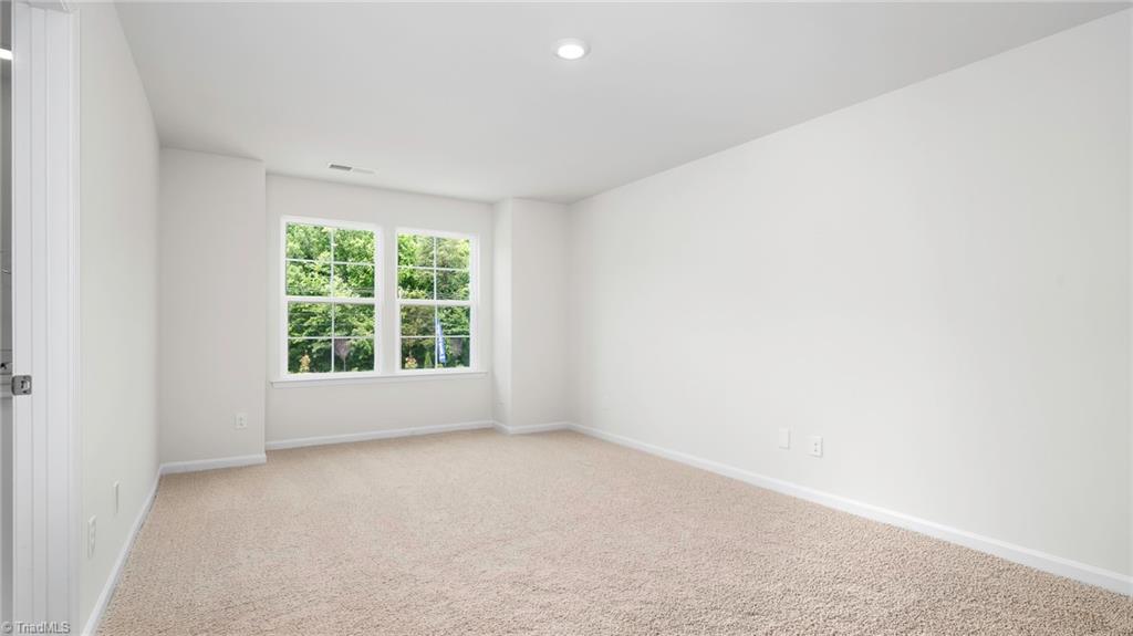 506 Kinneries Drive Property Photo 15