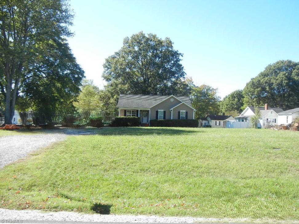 306 S Ayersville Road Property Photo 1